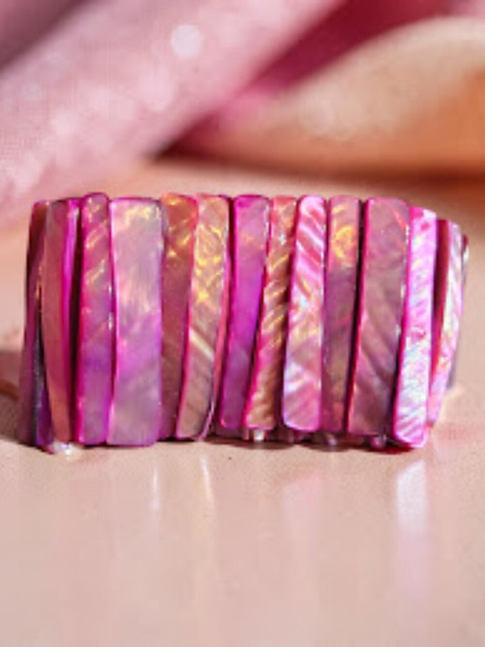 Pink Shell Bracelet~ Vintage - Picture 3 of 4